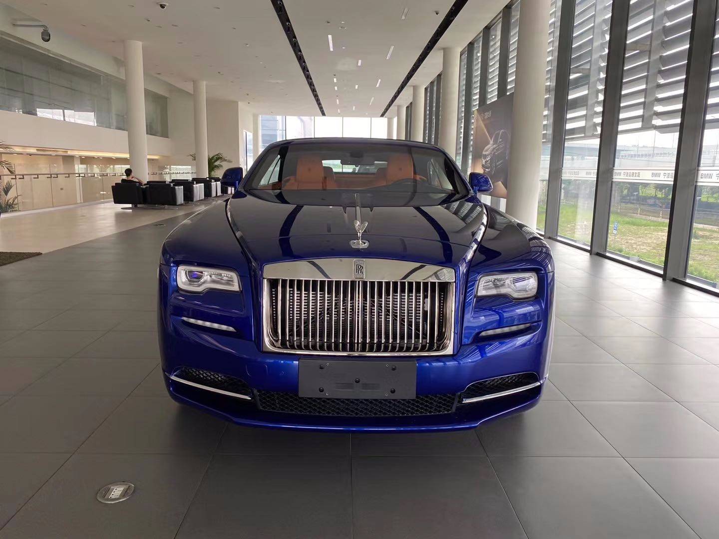 2020款劳斯莱斯曜影行情限时降价彰显奢华