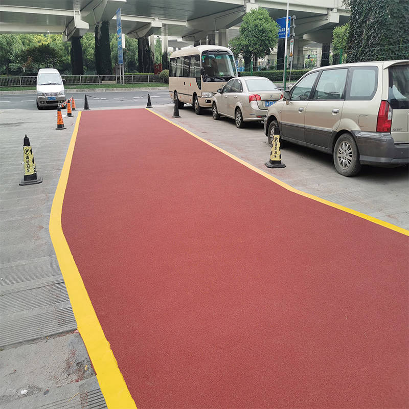 厚层彩色防滑路面