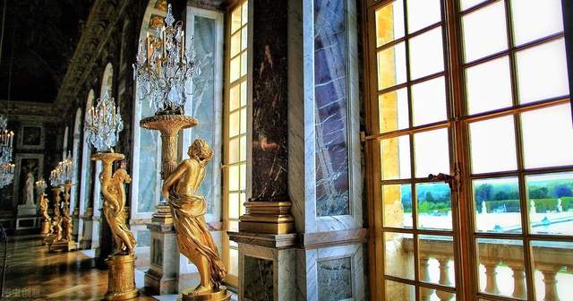 奢华的凡尔赛宫（5）：路易十五的奢华升级和世界上最贵的闹钟