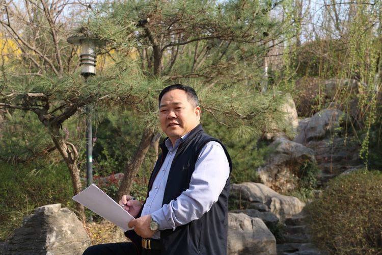 画家曹广新一一画中有诗挥洒自如作品赏析