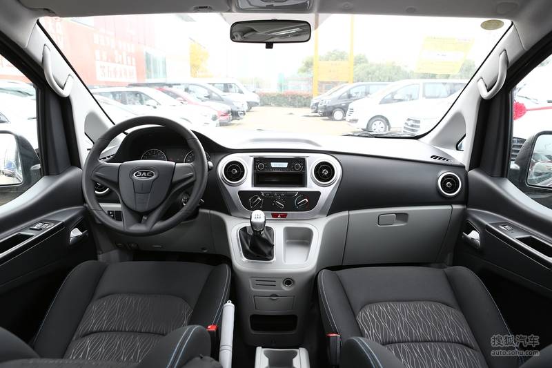 江淮瑞风m3新增车型上市 售8.38-9.48万元