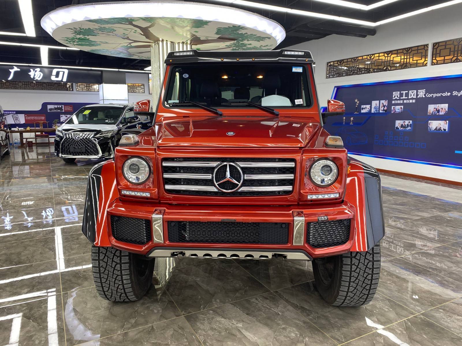 新款奔驰g550天津港现车展销 梦想大g狂促