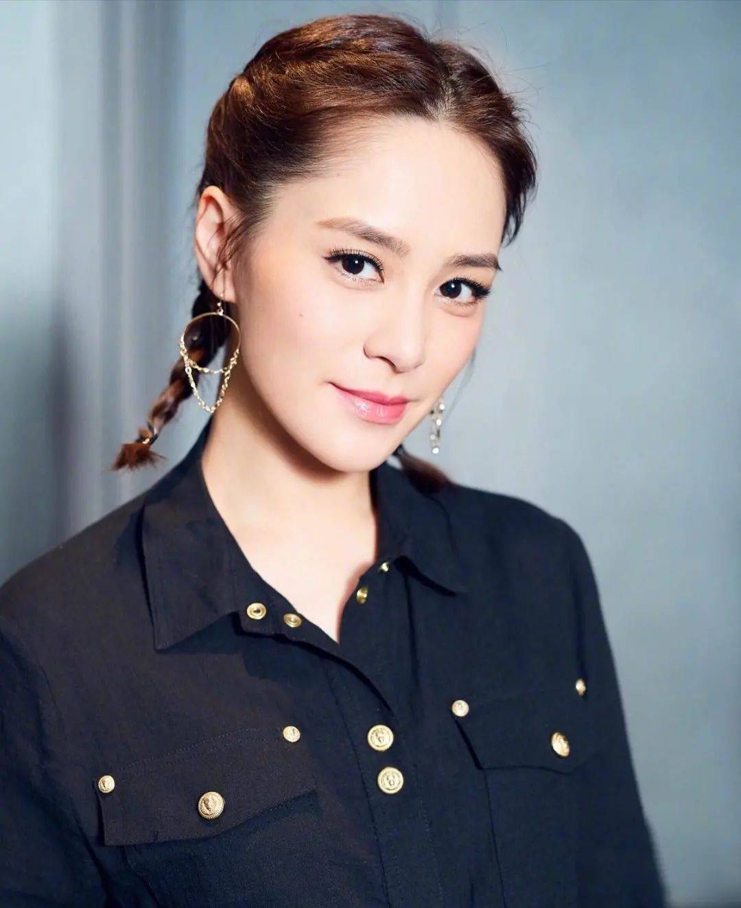 阿娇曝"不愿同台张柏芝":中年女人的痛,有几人能懂?