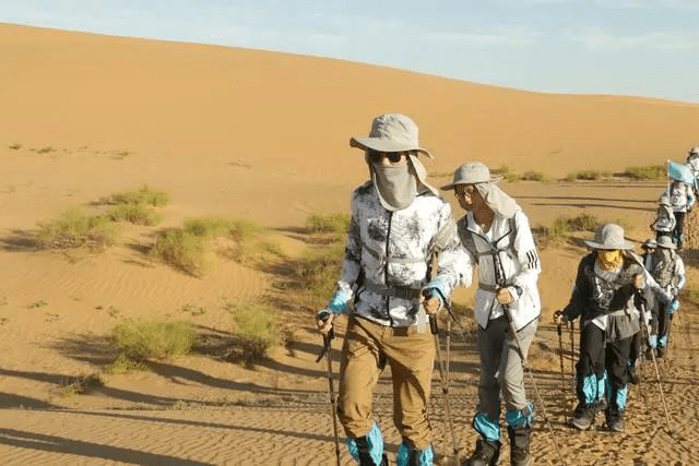 全国青少年穿越赛腾格里沙漠站-为何越来越多的人要带孩子一起沙漠徒步？