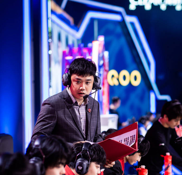 月光教练微博确认已被官方接手网友我们再也看不到小作文了