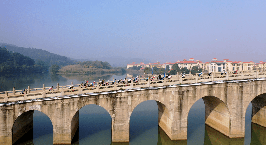 200名破风者齐聚西樵西岸开启一场20公里自行车挑战赛