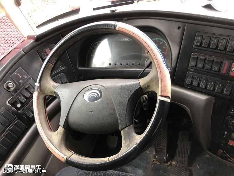 宇通首款大容量豪华错层大巴神剑行,却因排放即将淡出历史舞台