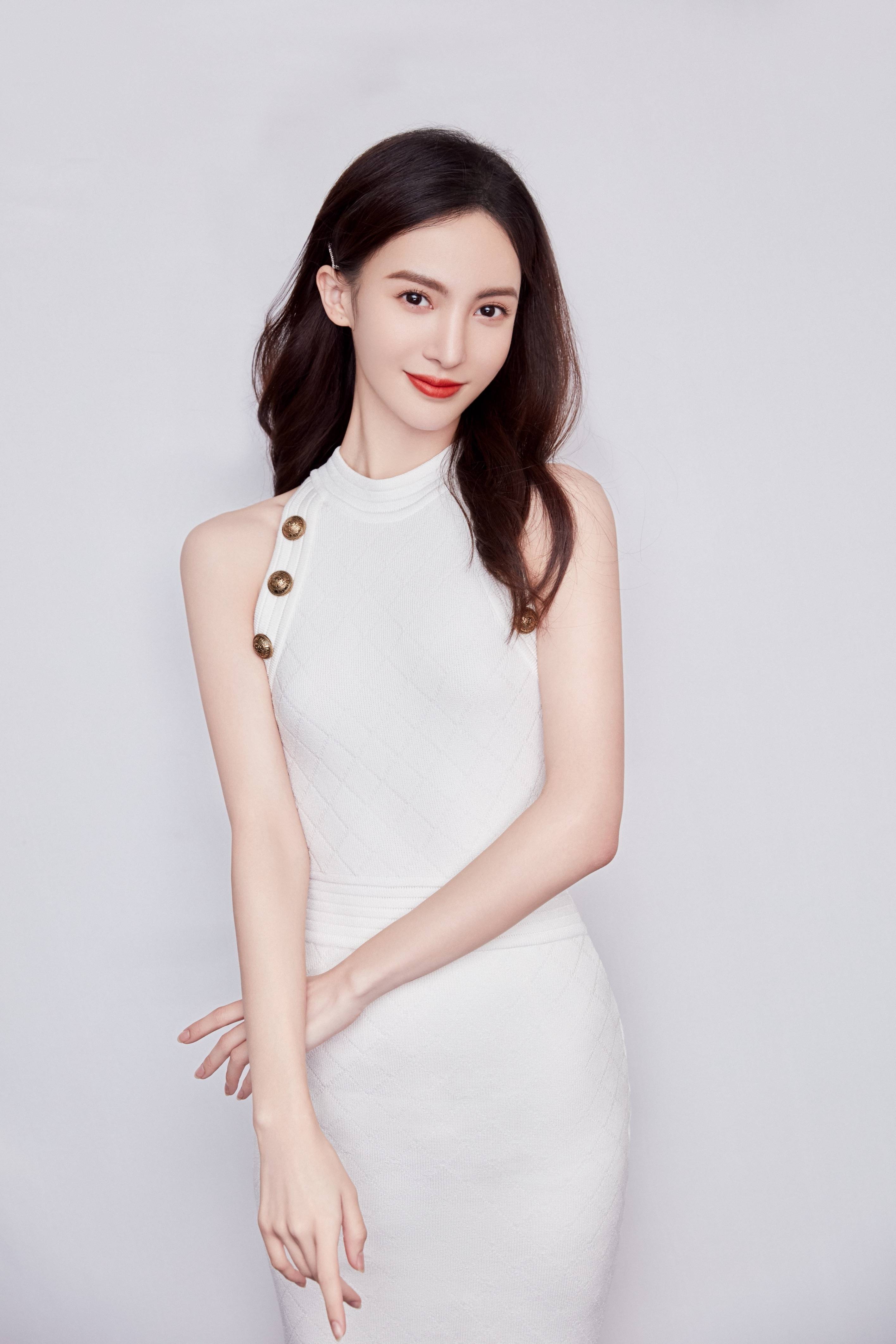 金晨从小就觉得女生应该独立要强不靠任何人