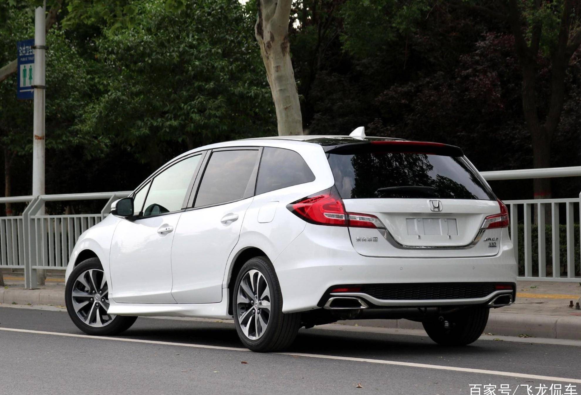 被誉为"最美本田车",5座/6座任选,油耗6.3l,16.59万开走顶配_杰德