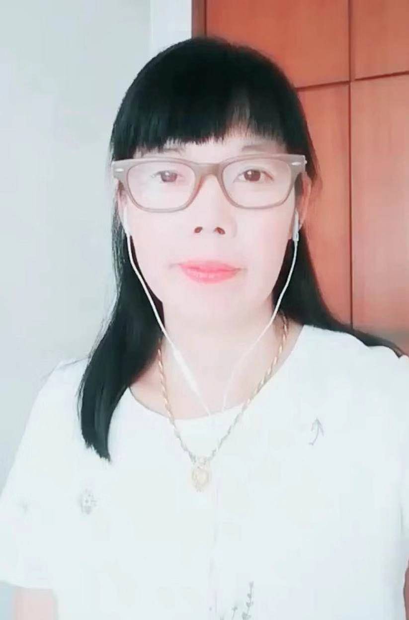 中国百强书画家赵菁萍