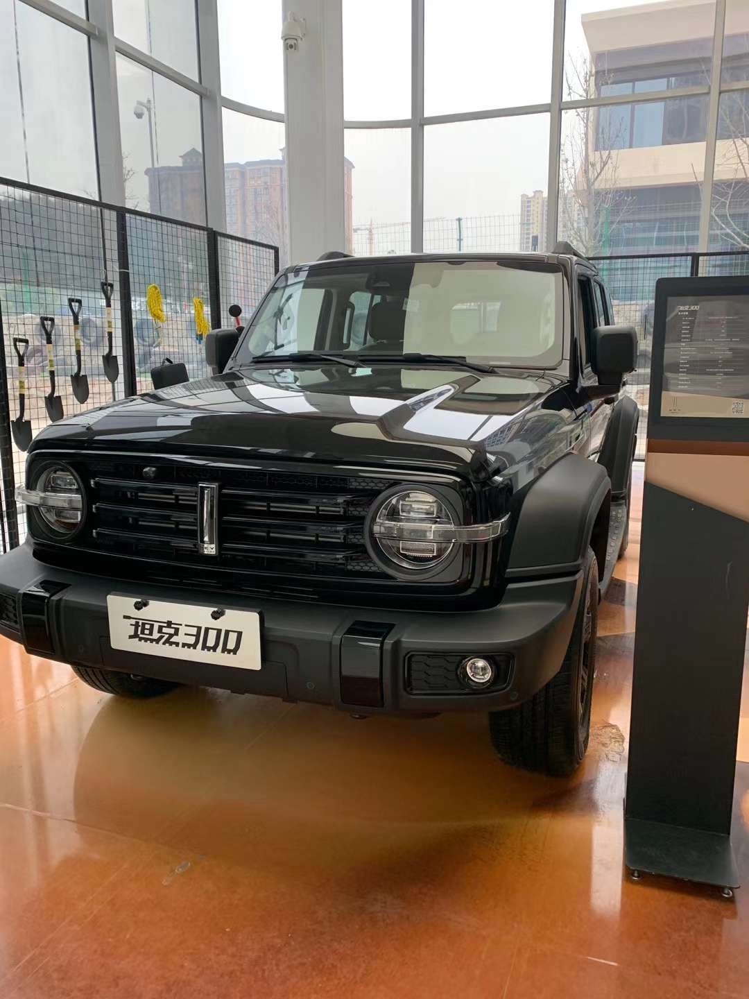 卸去伪装,试驾wey坦克300_手机搜狐网