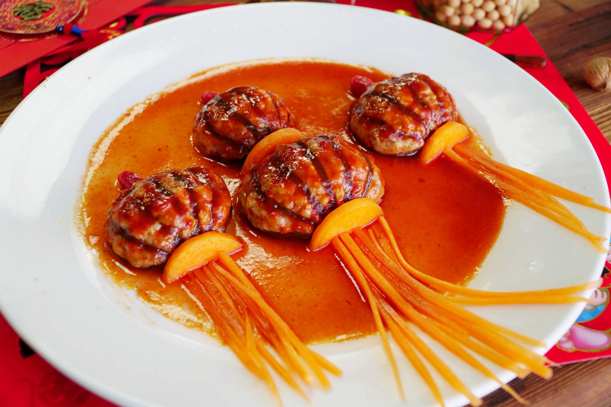 给年夜饭加道菜,"张灯结彩"端上桌,寓意喜气洋洋,蒸蒸日上