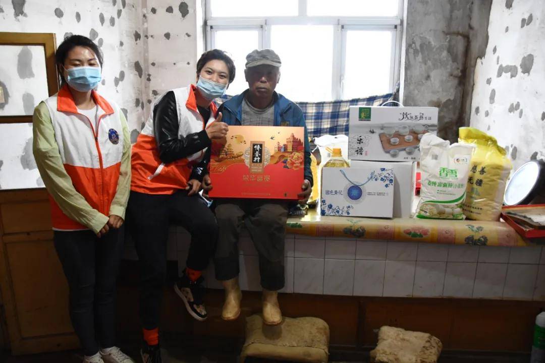 愿新年胜旧年与清水慈善一起关爱失独老人