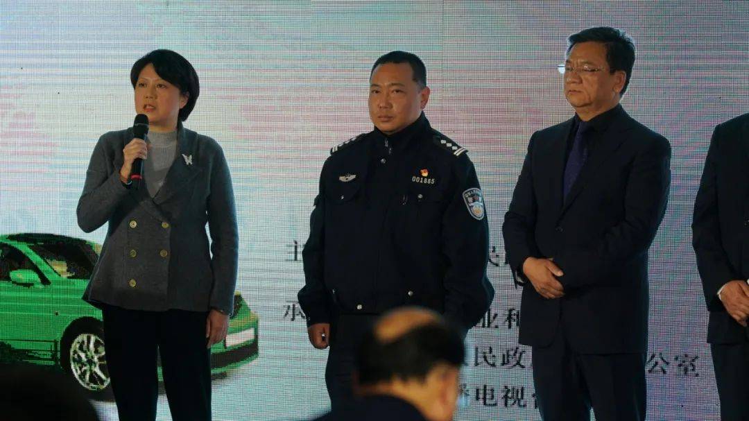 昆明市新能源汽车消费券发放启动仪式在昆明电视台举行,昆明市副市长