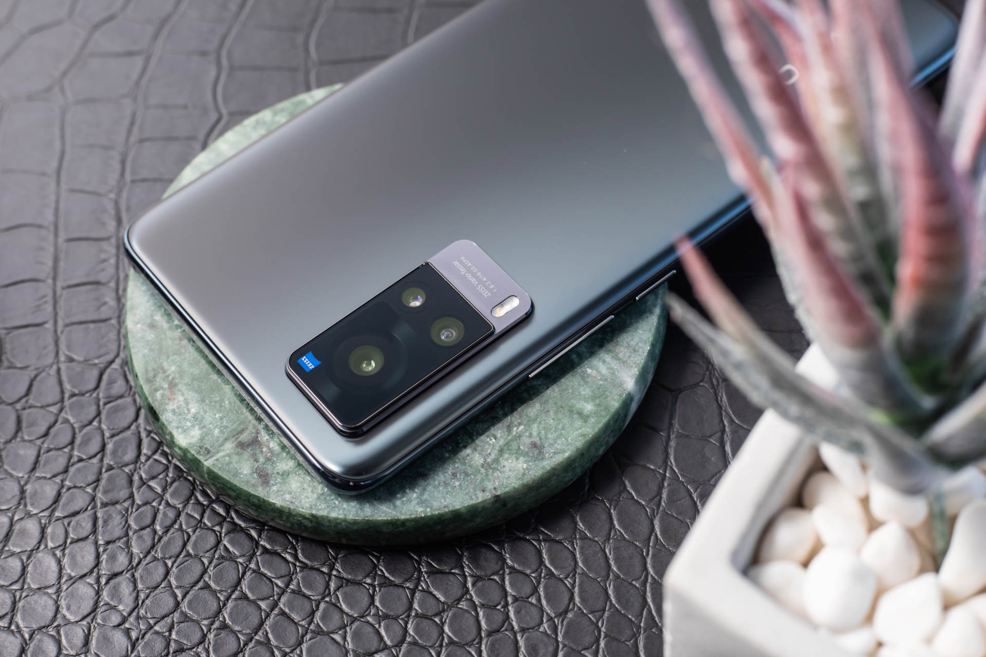 原创vivo x60旗舰机来了!1月8日全网开售,准备好迎接惊喜