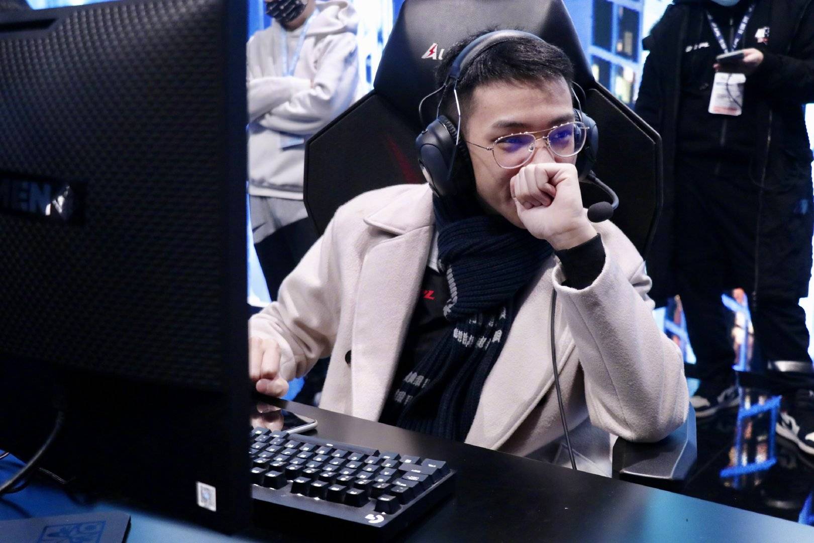 lpl全明星电竞男主图鉴wink还是jackeylove