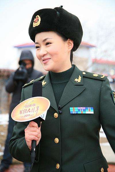 原创"民歌女神"雷佳,34岁成首位博士级的歌唱家,41岁魅力依旧