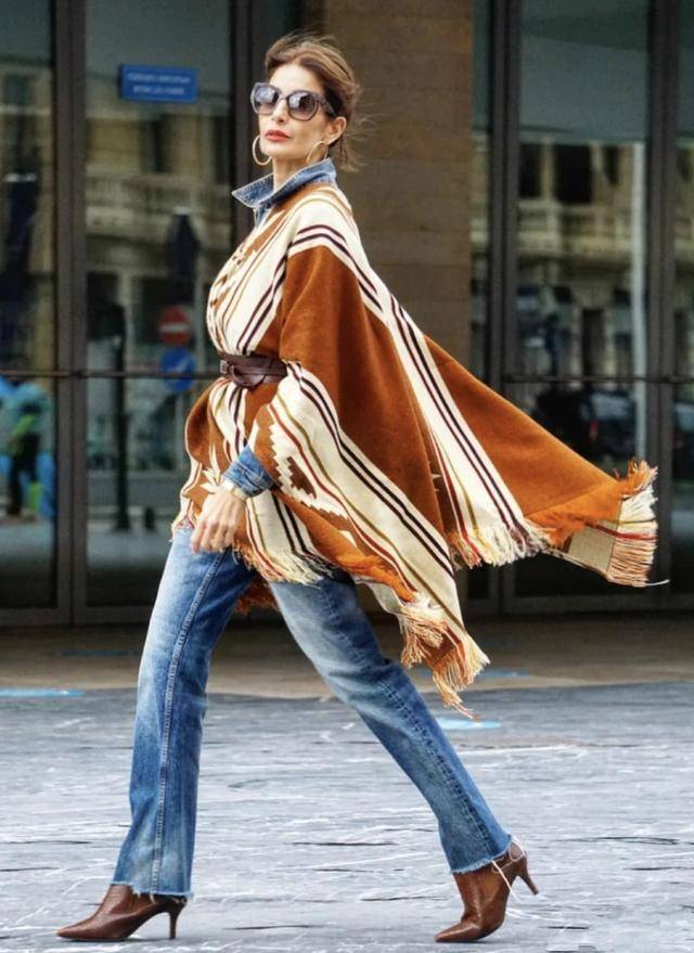 原创50岁西班牙博主好会穿冬装大气又保暖照搬轻松get好衣品