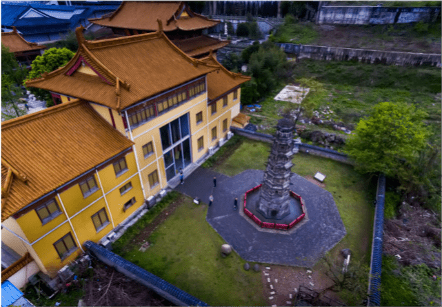方山定林寺距今已经有1500年的历史了,属于金陵有名的古刹.