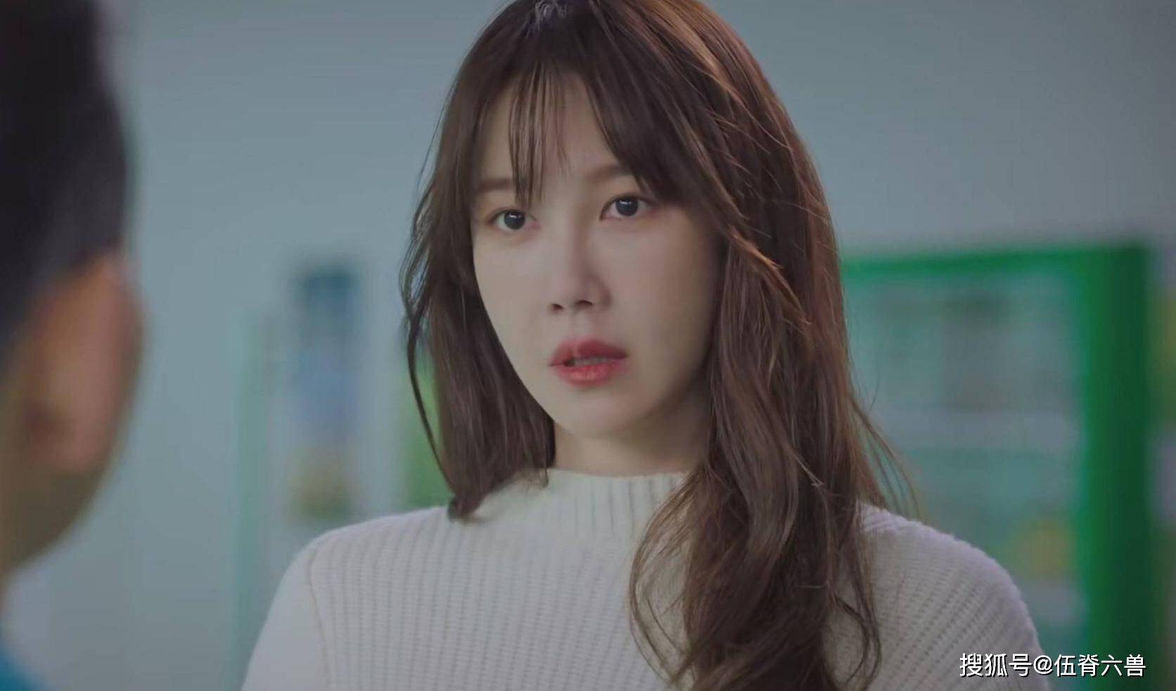 原创《顶楼》剧情迎高潮,女主被捅下线,女二坐牢,第二季还怎么拍?