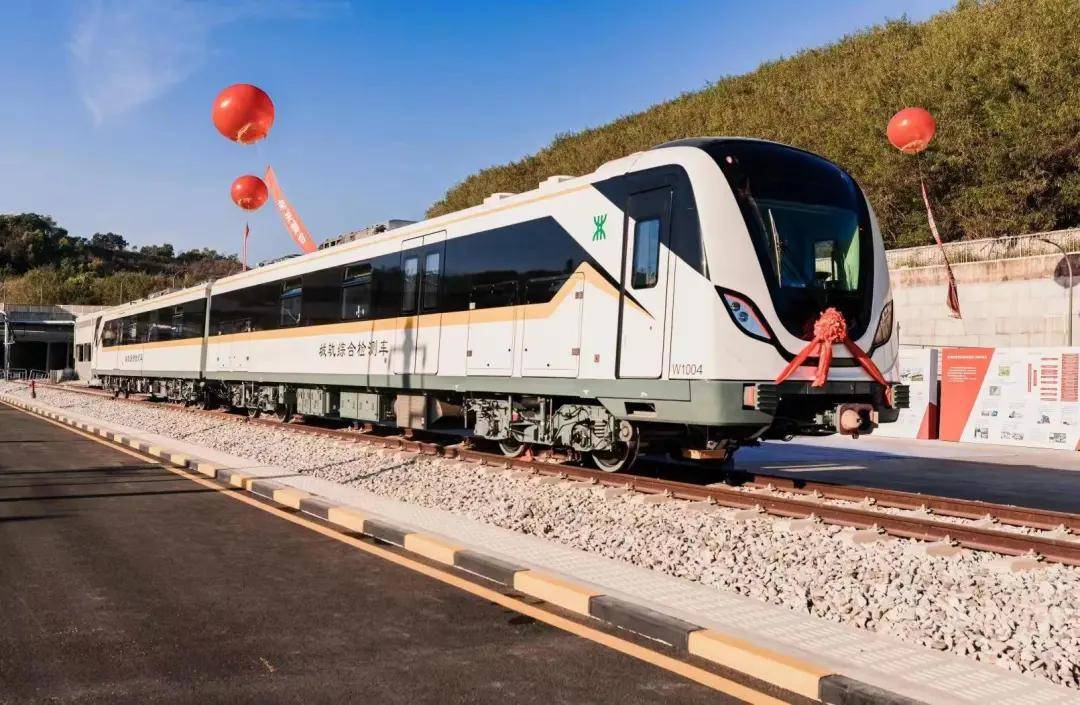 室由深圳市地铁集团联手铁道科学研究院共同打造,由城市轨道交通车辆