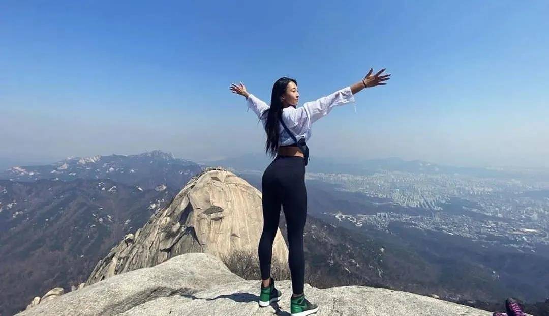 韩国长腿女神,身高172,这是理想身材吗?_健身