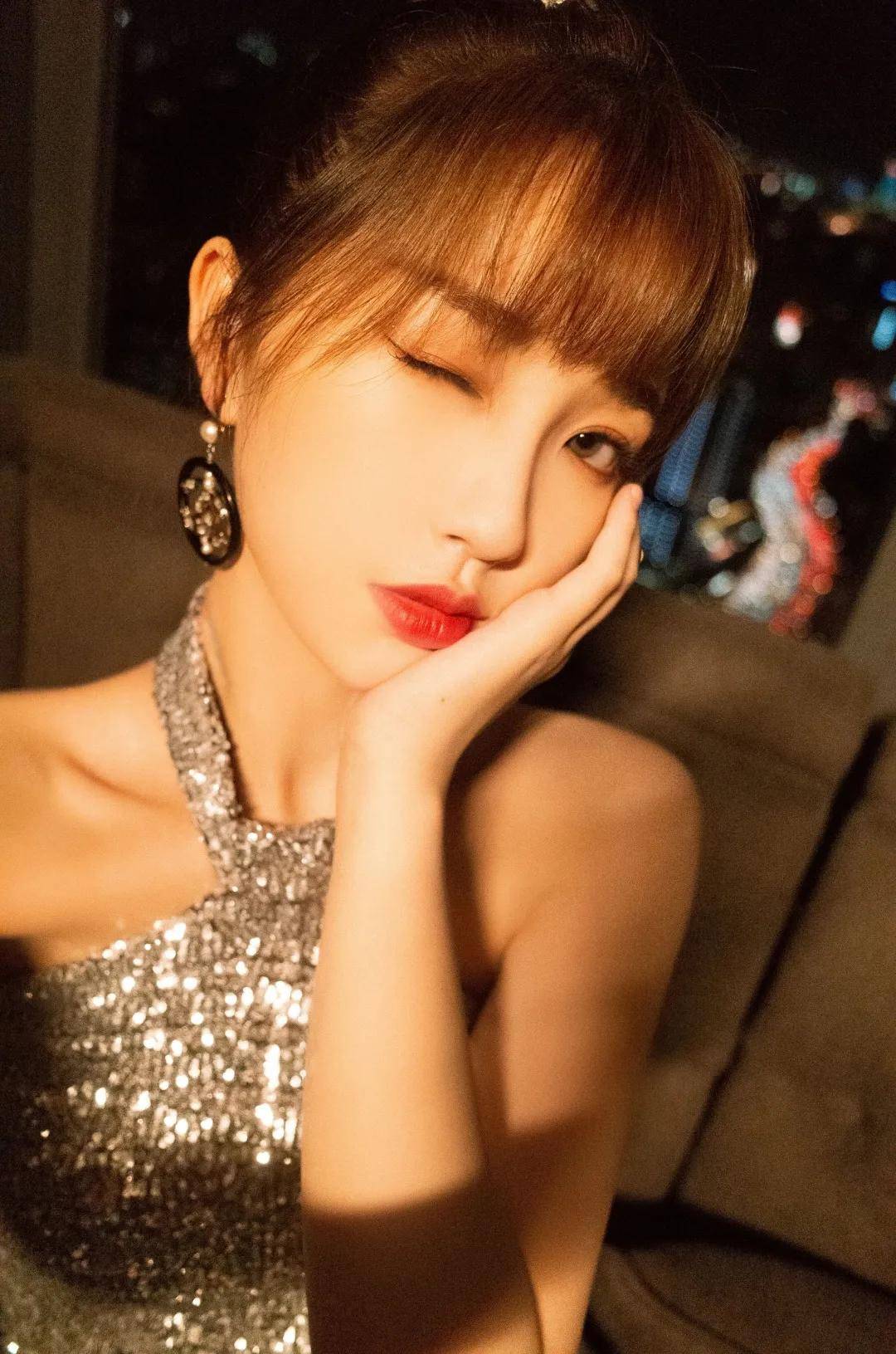 虞书欣古装面纱造型上热搜,这次真的蛊到我了!