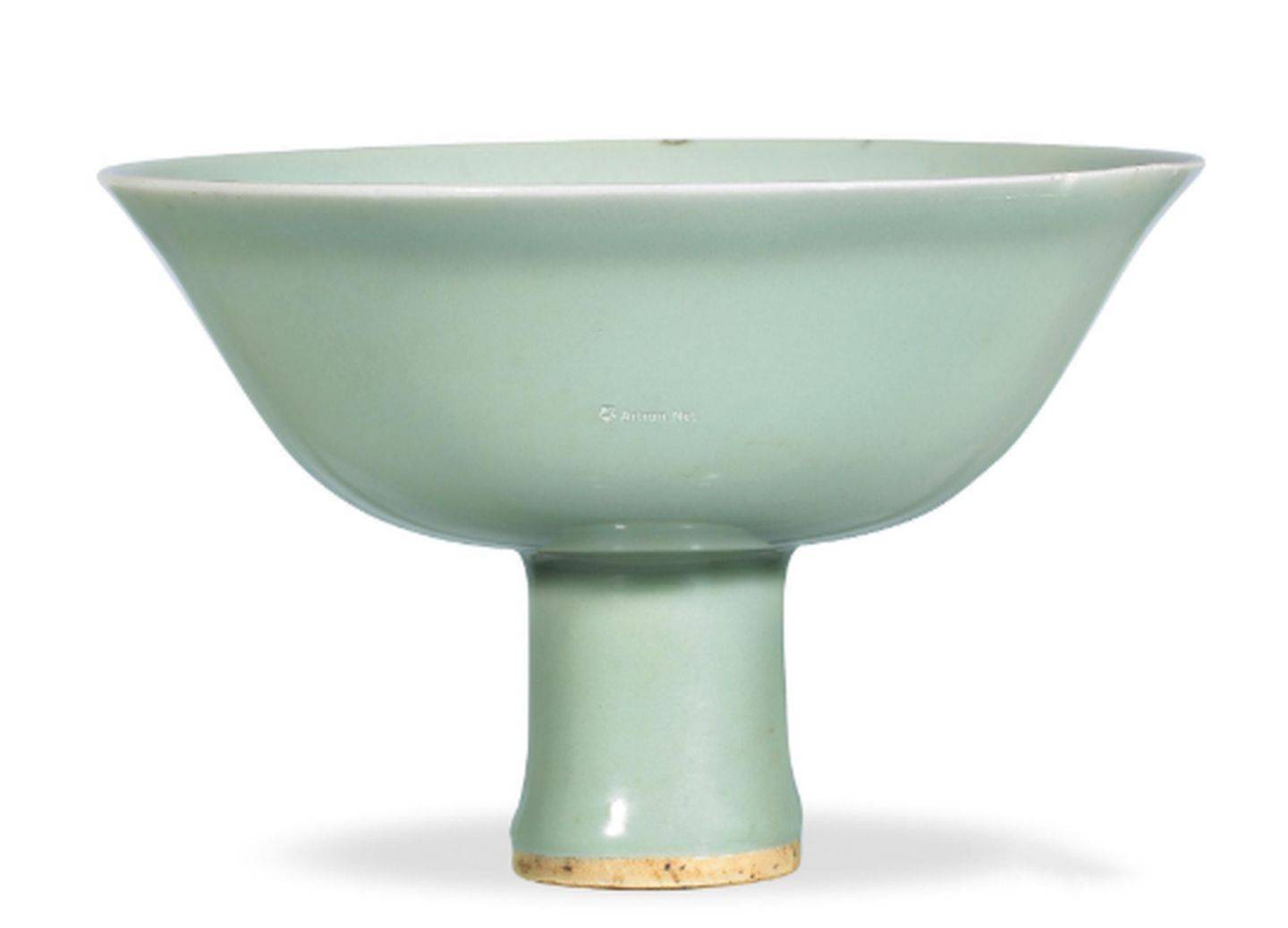 明永乐 冬青釉高足杯 宣德时期瓷器鉴定