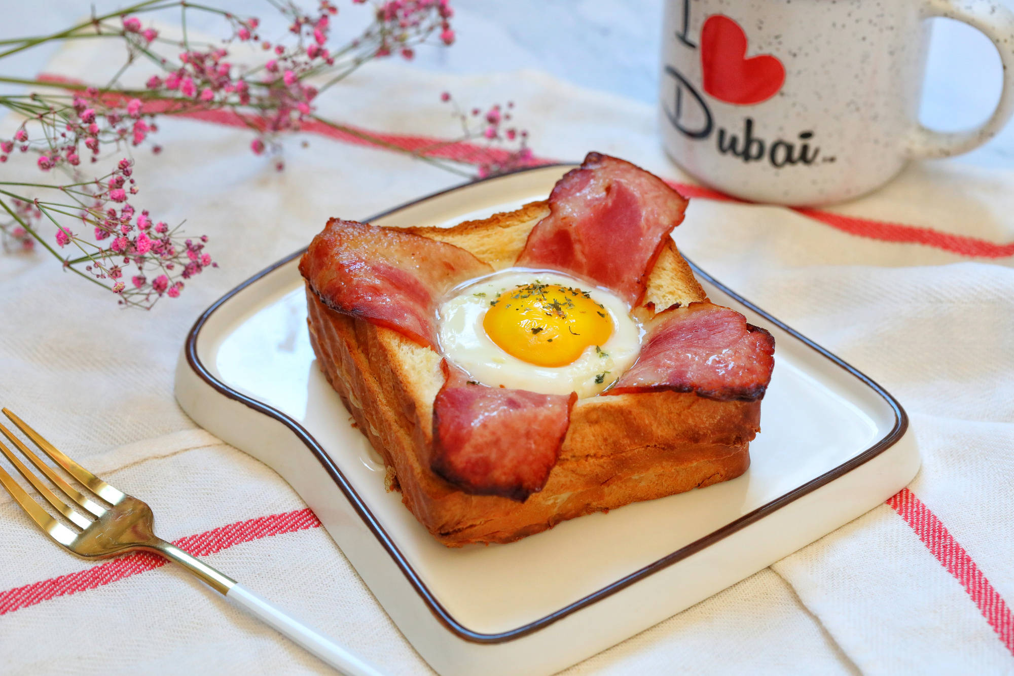 吐司花样新吃法15分钟搞定元气满满的早餐懒人一定别错过