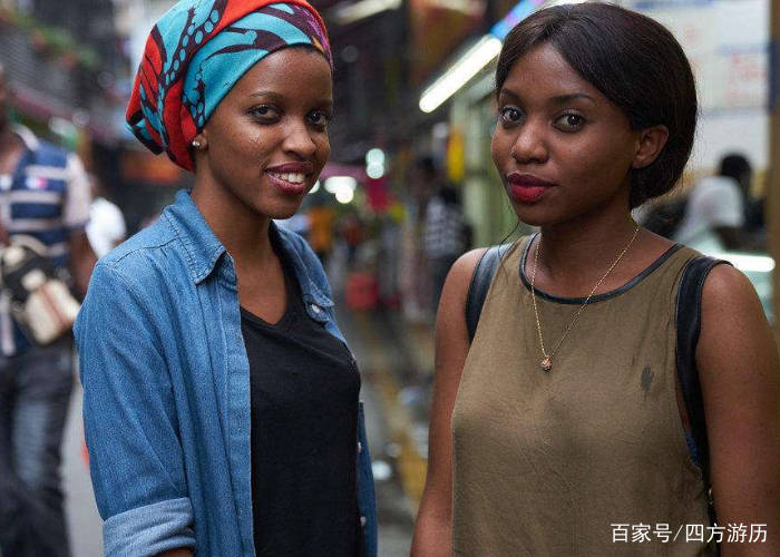 在中国留学的非洲女学生，作为一个黑人，经常会遇到一些事