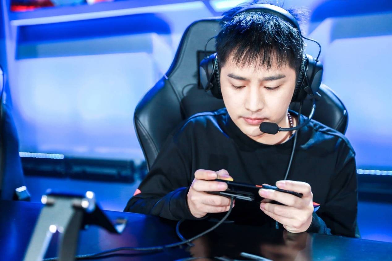 ts暖阳自爆当初挂牌真相,原来竟如此感人,网友表示一切都是最好的安排