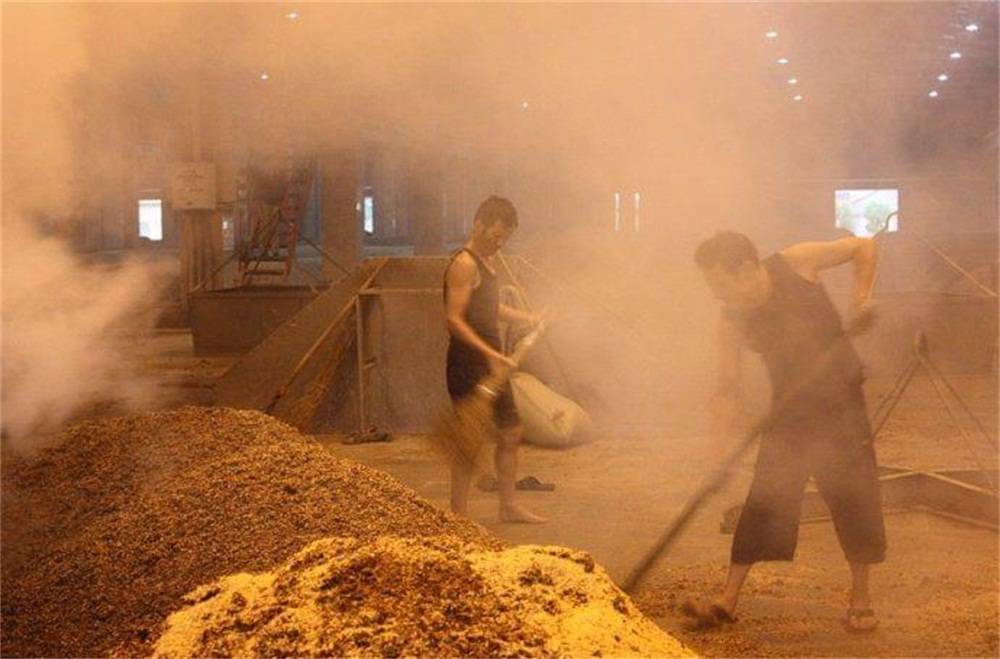 酿酒设备厂家你不可不知的酿造蒸馏酒的小知识