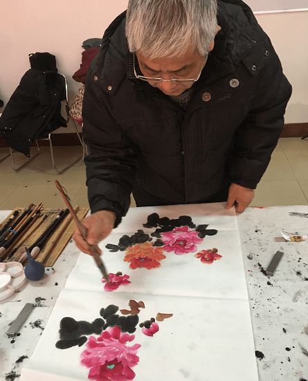 尚贤书院迎新春书画交流活动走进鲁普小镇