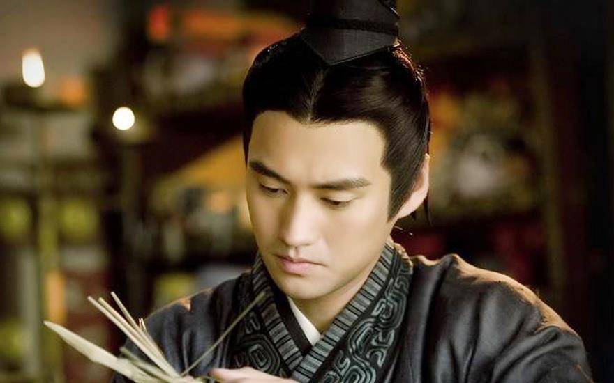 作为一个废太子刘疆罕见地获得了善终背后原因体现出他的睿智