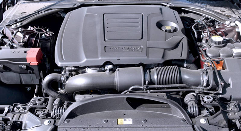 0l涡轮增压发动机,其最大功率为147kw(200ps)/5500rpm,最大扭矩为320