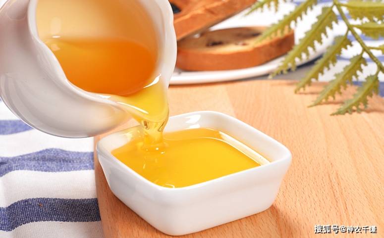 三高人群可以喝蜂蜜水吗(三高能喝蜂蜜水吗?)