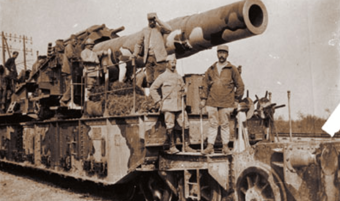 一战研制的武器参加了二战法国520毫米口径列车炮破坏67力巨大