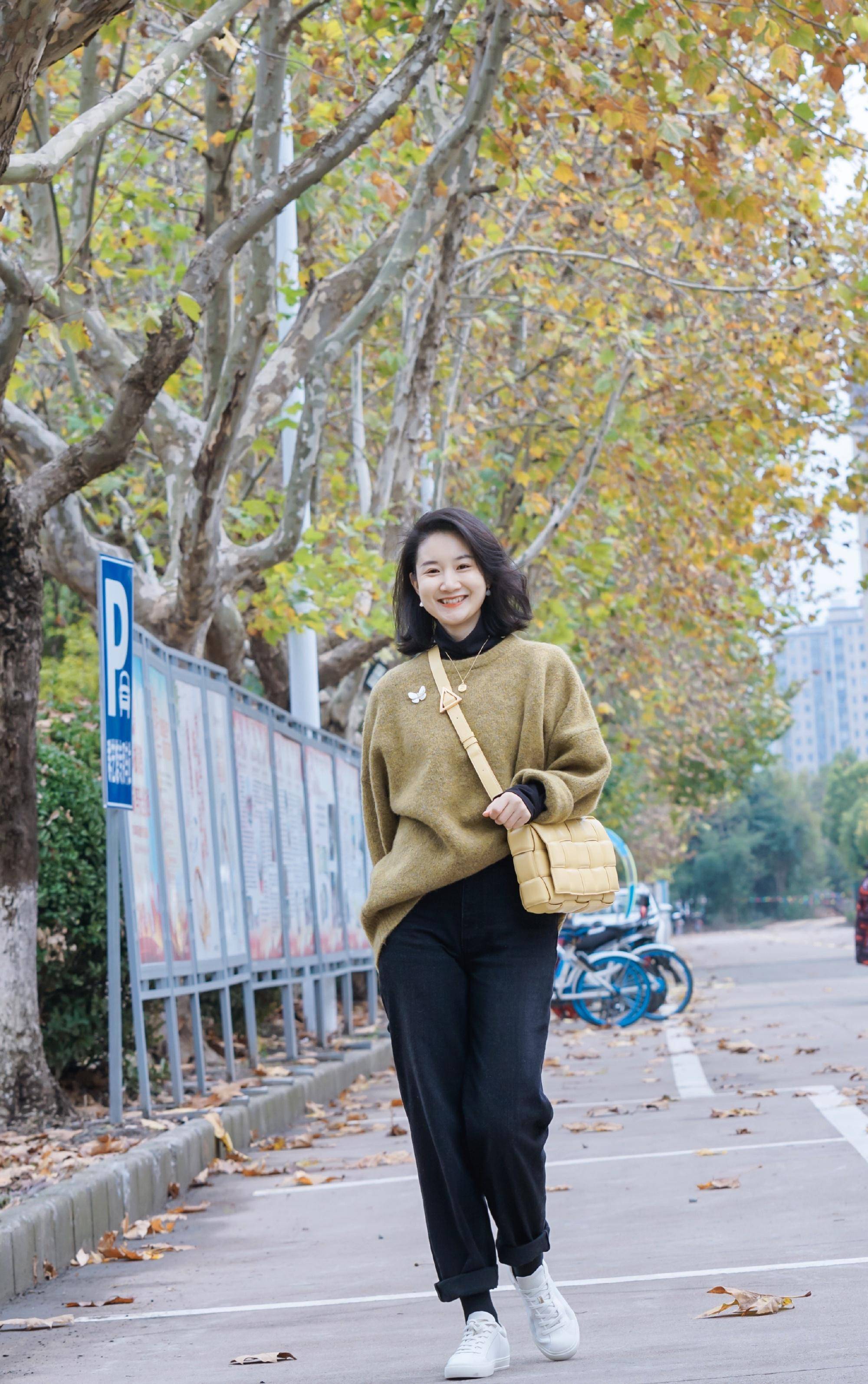 30岁女人更适合优雅风,简约大气有格调,冬装不需要太复杂