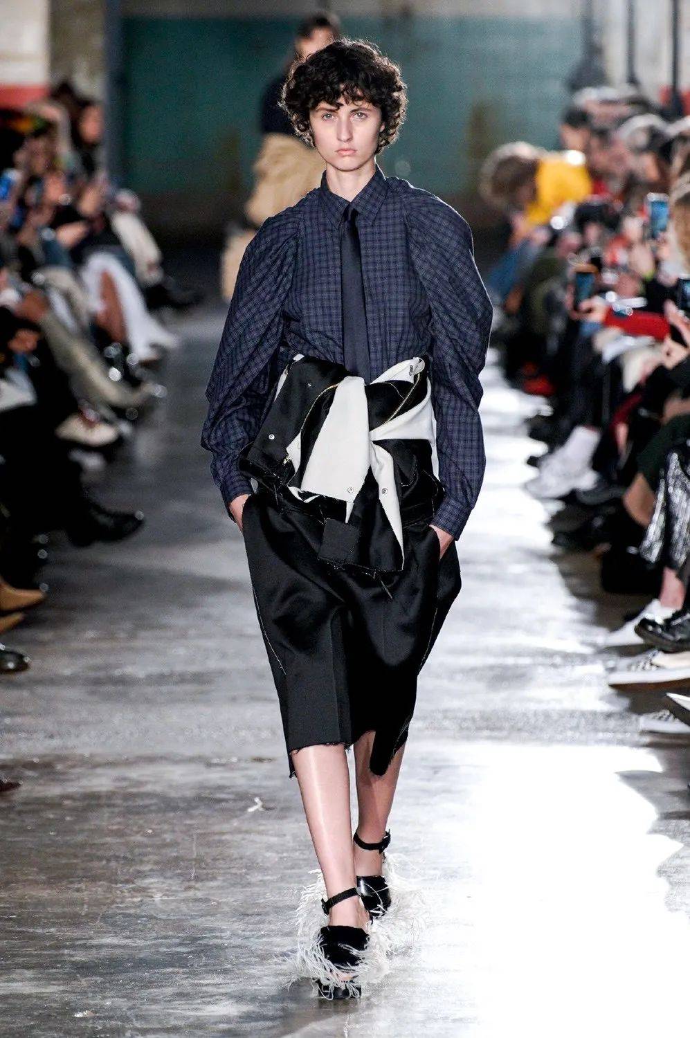 20212022服装设计元素分析新式格纹新式运动风向复古潮流穿搭