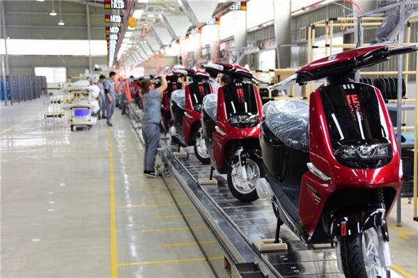 雅迪董经贵:以科技创新驱动经济"双循环"_电动车