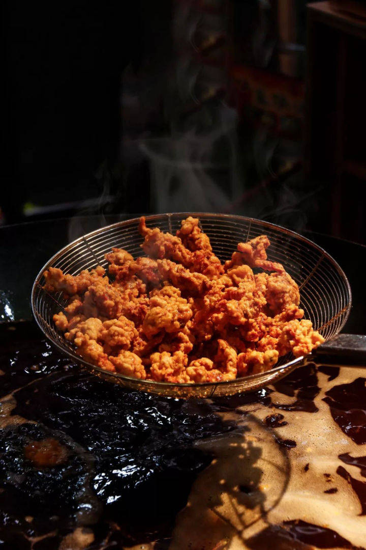 只卖酥肉就能开出30多家连锁店?鬼酥肉有何魅力脱颖而出