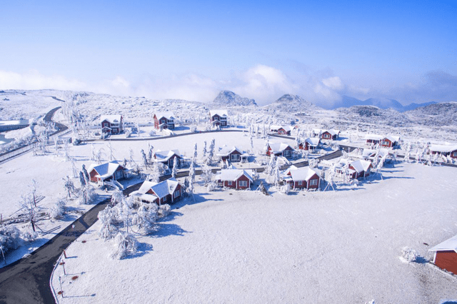 秀山川河蓋景區約你耍雪拍照看星空