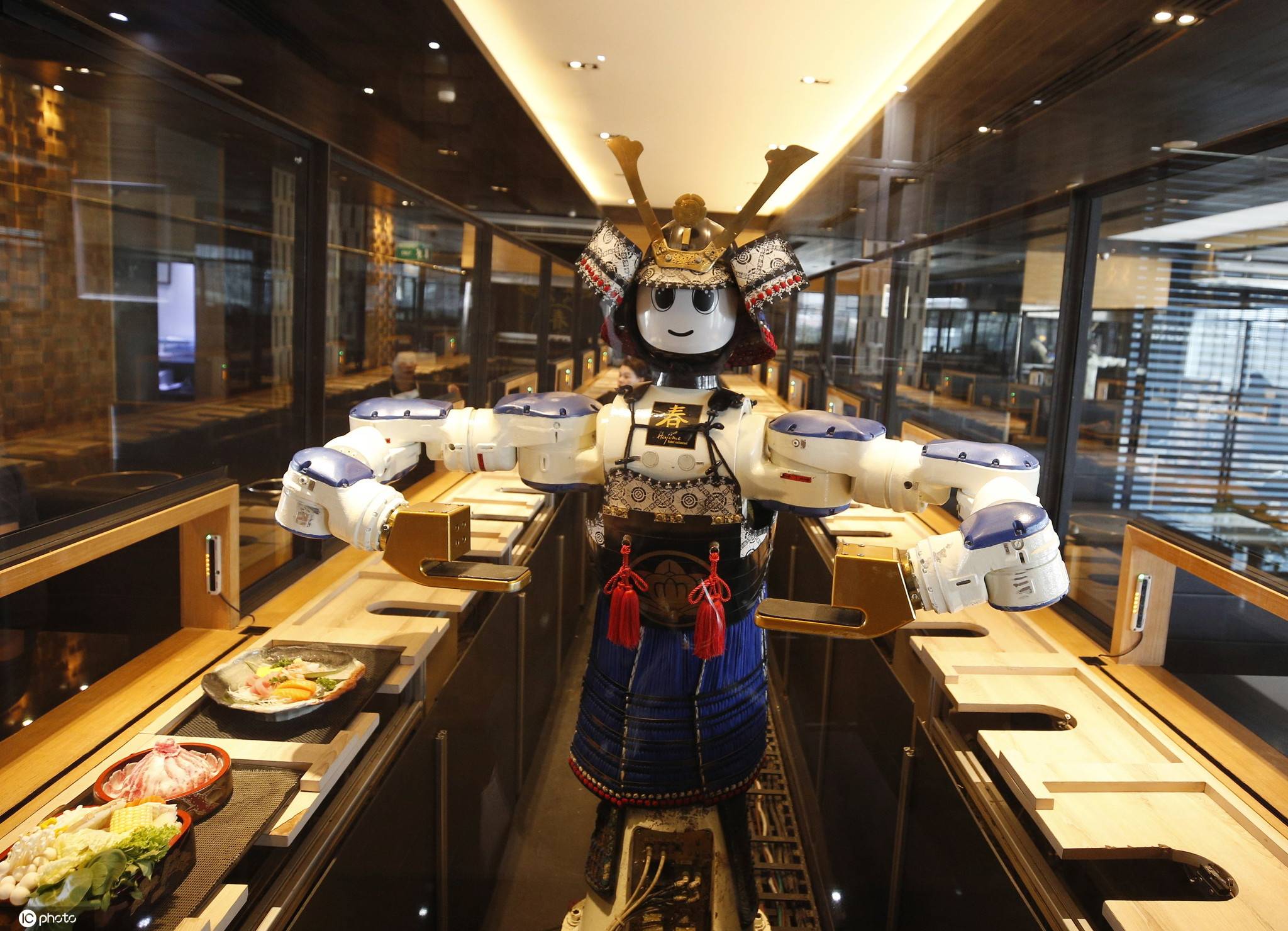 天降美食机器人餐厅图片