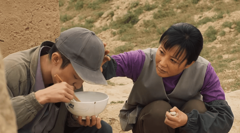 原创山海情得宝为何不去找麦苗不是不爱了是自卑的他要建立事业