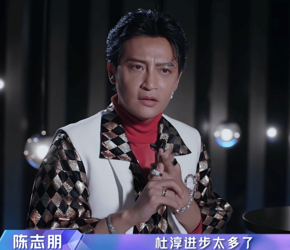 从迷之自信到泄气退缩,杜淳终于认清现实了?