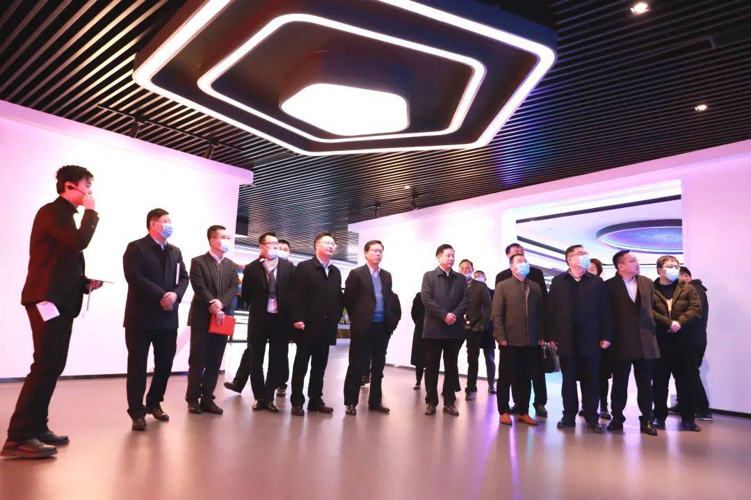 阜阳市副市长郑久坤一行到访盘石考察调研