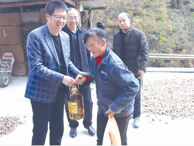 西安铁道技师学院蔡建林院长荣膺陕西省"新时代十大职教先锋"