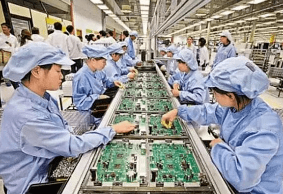 2020美国GDP中国_中国gdp超过美国预测