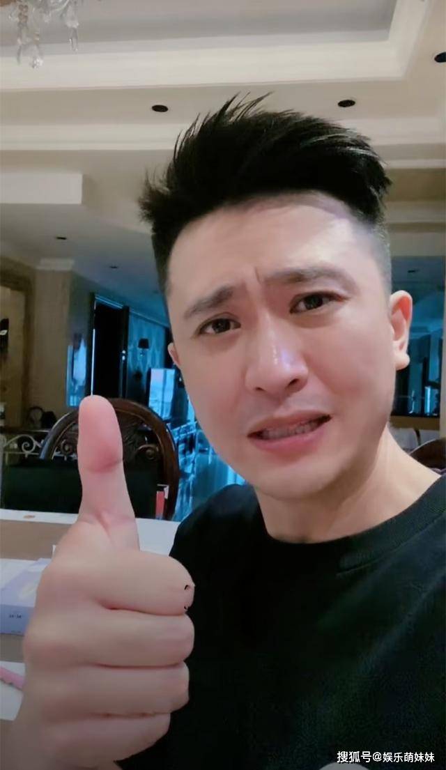 走进主持人杨帆的豪宅,美式风大气又典雅,果然很有品位!