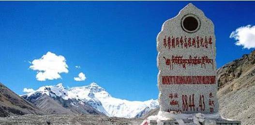 穆朗玛峰一半在尼泊尔，一半在中国，为什么提起来就想到中国？